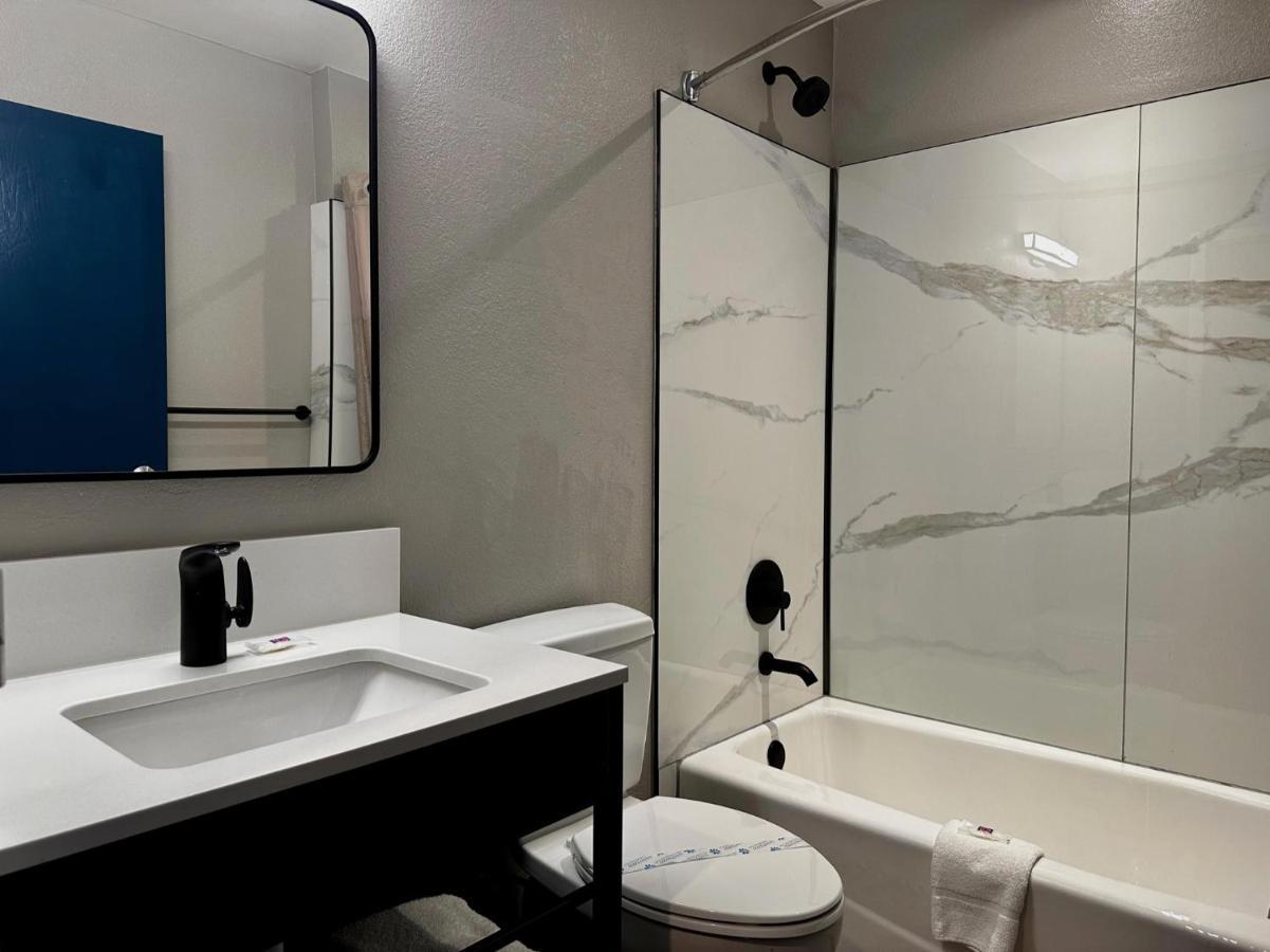 Motel 6 Indianapolis Carmel Εξωτερικό φωτογραφία