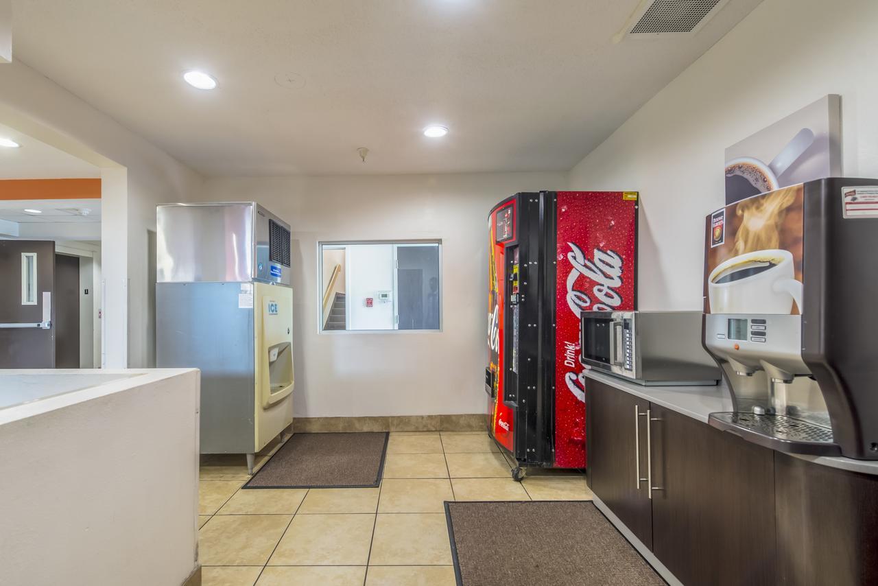 Motel 6 Indianapolis Carmel Εξωτερικό φωτογραφία